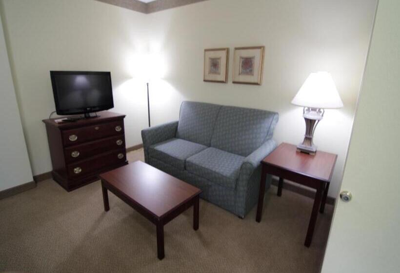 Town & Country Inn And Suites