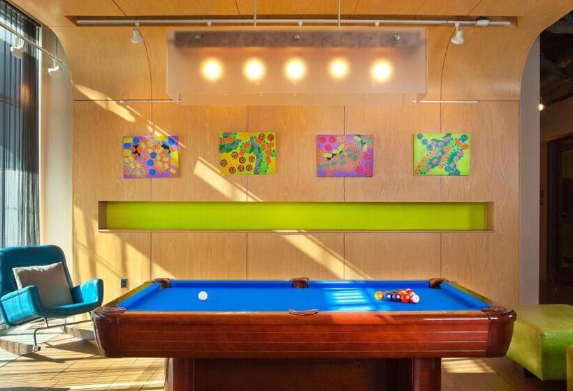 فندق Aloft Chesapeake