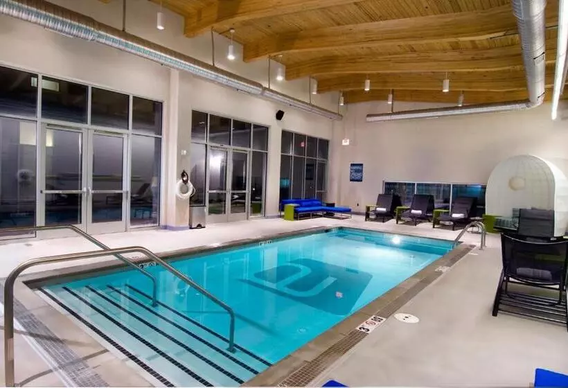 فندق Aloft Chesapeake