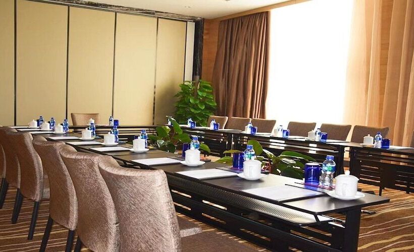 בית מלון כפרי Crowne Plaza Tianjin Meijiangnan, An Ihg