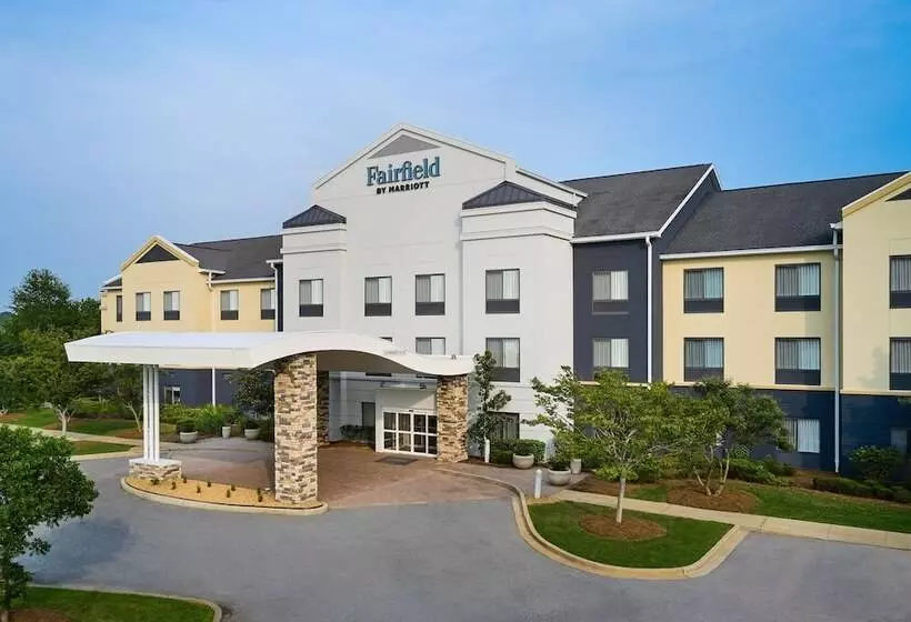 ホテル Fairfield Inn & Suites Auburn Opelika