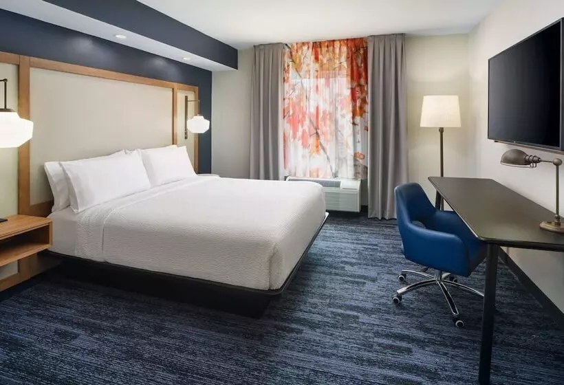 ホテル Fairfield Inn & Suites Auburn Opelika