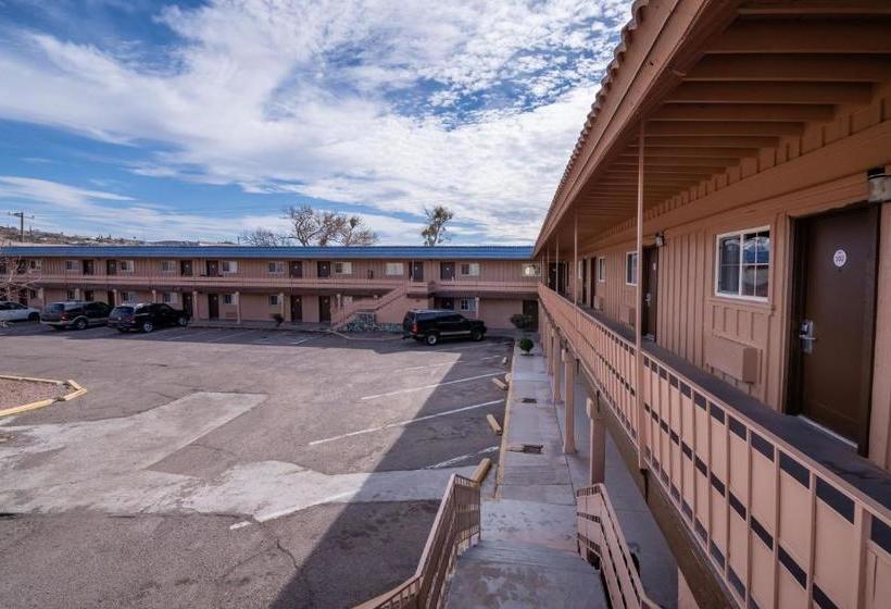 Hotel Globe / Miami AZ - Highway 60