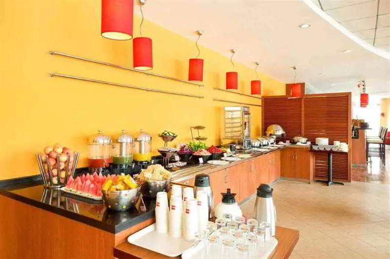 Отель Ibis Changzhou Wujin