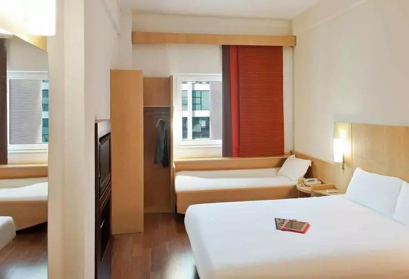 Отель Ibis Ningbo Qianhu