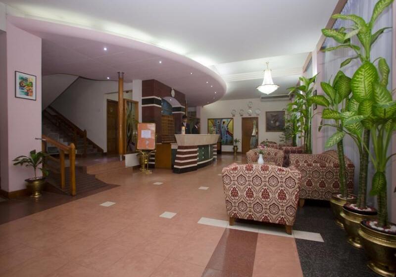 هتل Lake Castle   Parkview