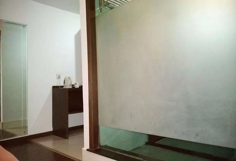 هتل Metropolo Hangzhou Huanglong Sports Center Wensan Road