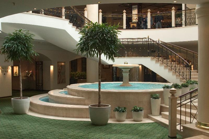 בית מלון כפרי Moscow Marriott Grand