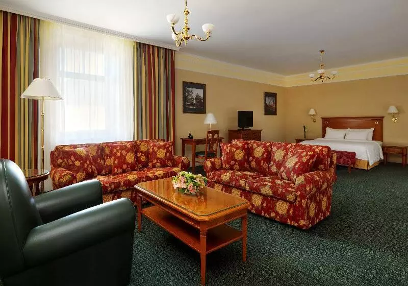 酒店 Moscow Marriott Grand
