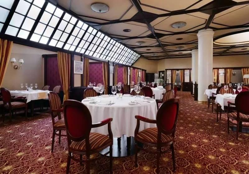 酒店 Moscow Marriott Grand