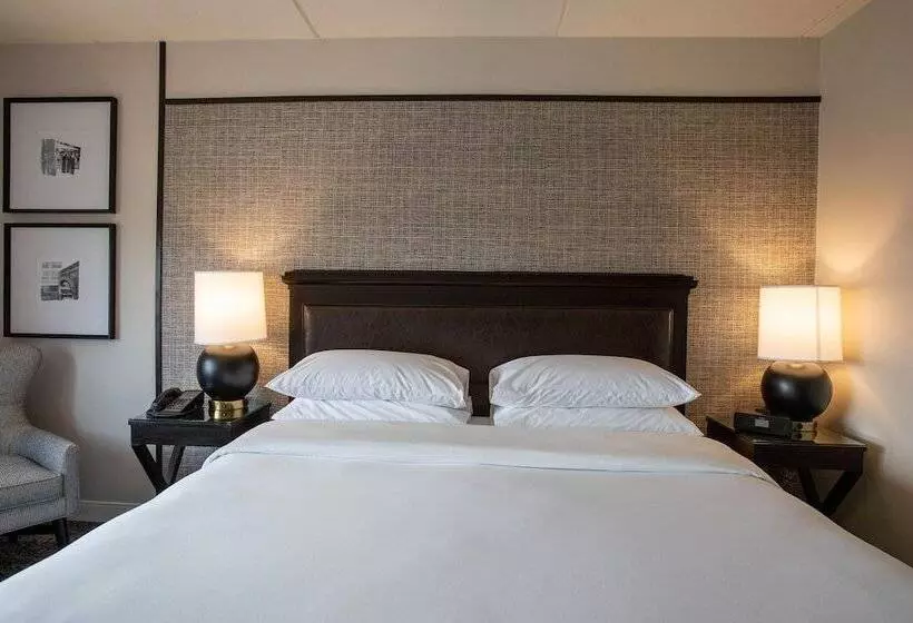 Отель Sheraton Chicago Northbrook