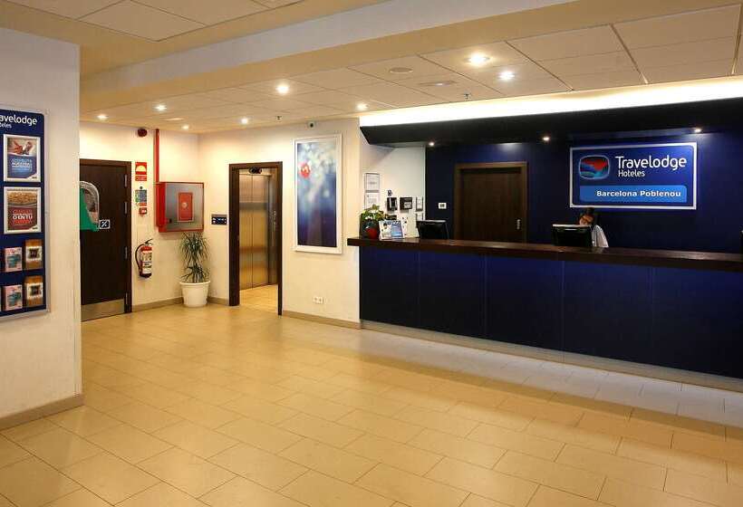 هتل Travelodge Barcelona Poblenou