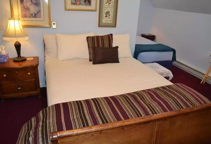 בית מלון כפרי Winter Park Chateau