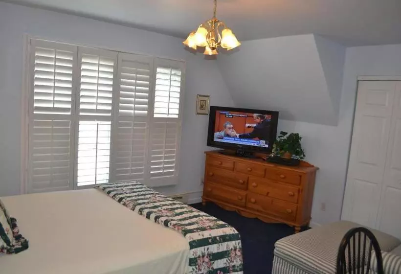 בית מלון כפרי Winter Park Chateau