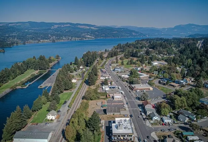 モーテル Columbia Gorge Inn