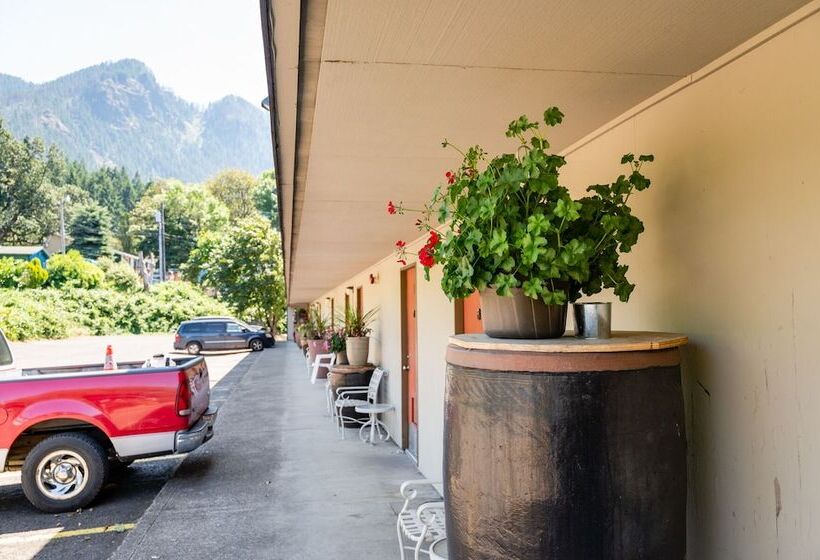 汽车旅馆  Columbia Gorge Inn