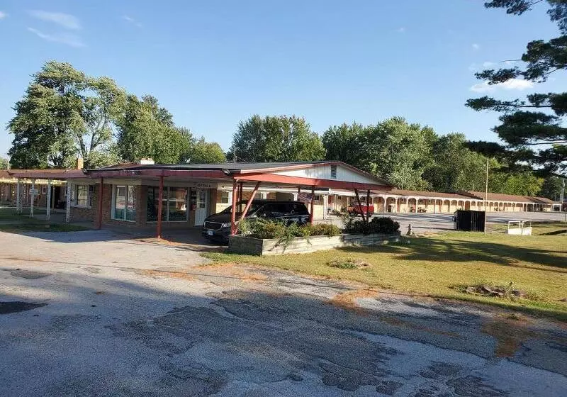 モーテル Rodeway Inn