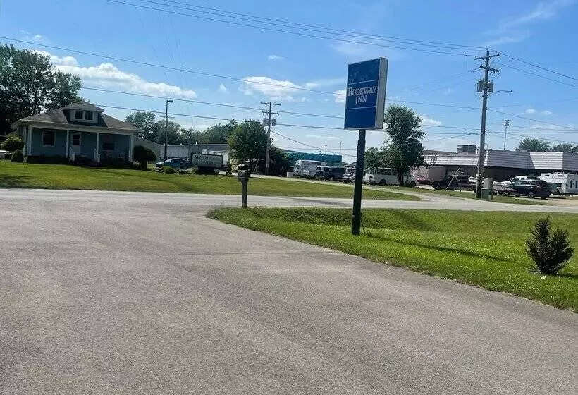 モーテル Rodeway Inn