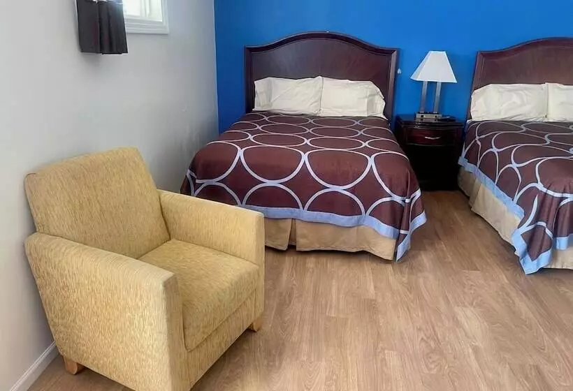 モーテル Rodeway Inn