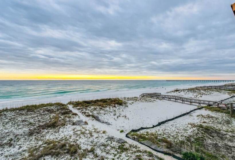 Beach Club Resort Residence And Spa