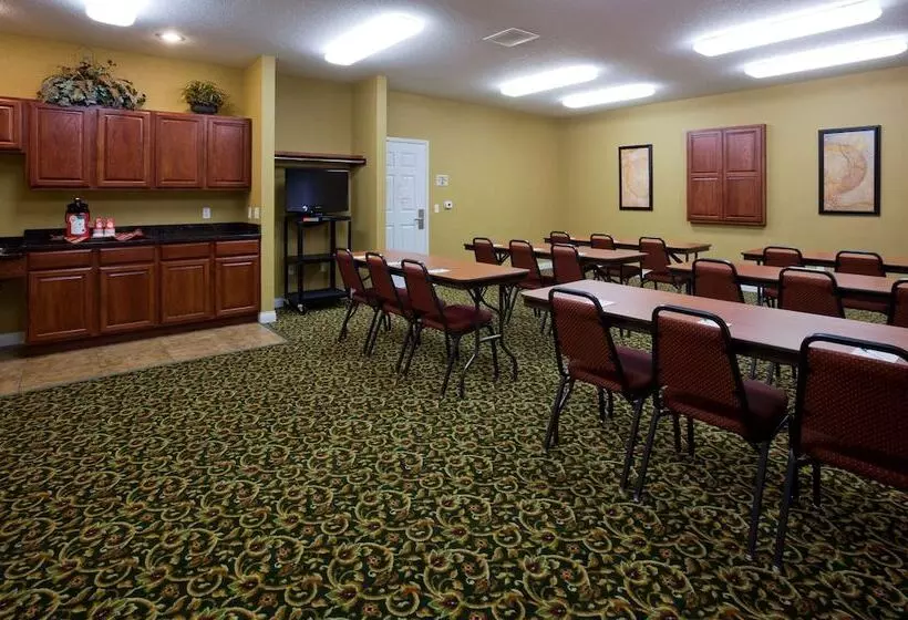 Grandstay Residential Suites Hotel Faribault