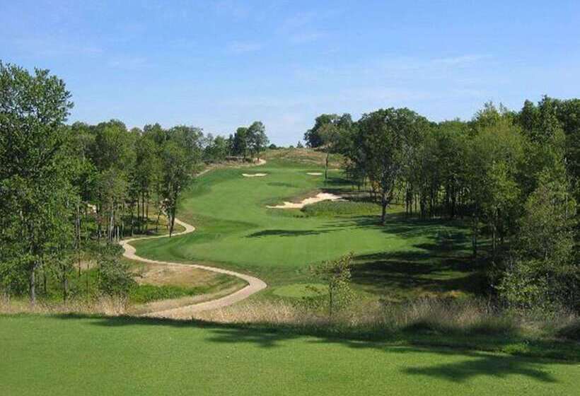 Hampton Inn & Suites Canton