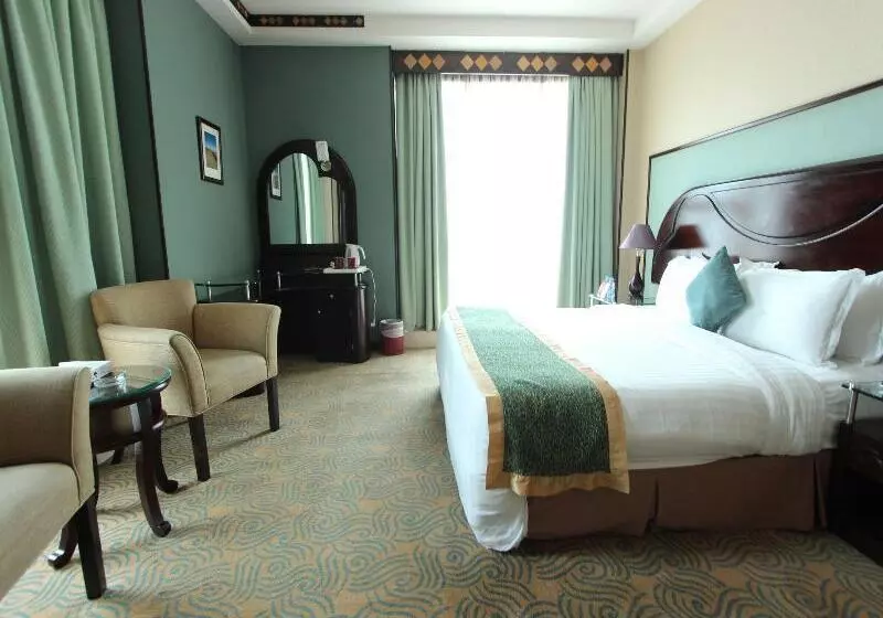 호텔 Awaliv International