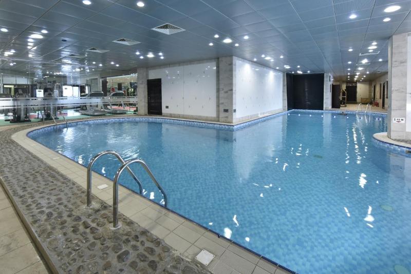 酒店 Awaliv International