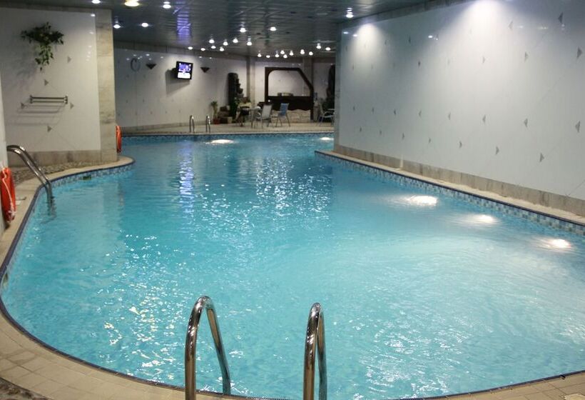 酒店 Awaliv International