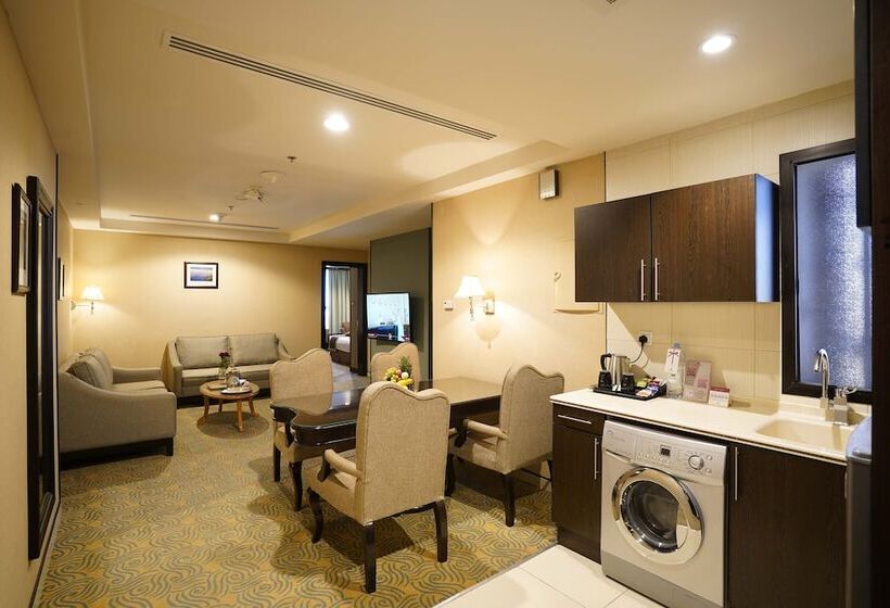 酒店 Awaliv International