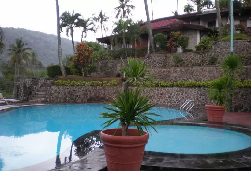 Отель Bukit Senggigi