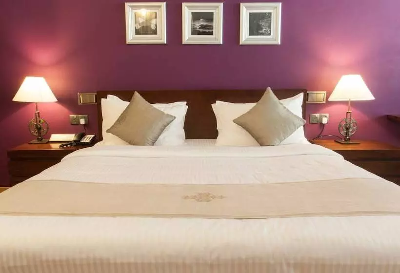 Colombo Court Hotel & Spa