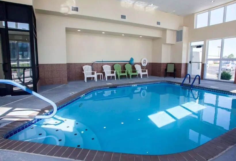 호텔 Comfort Inn & Suites Harrisonville