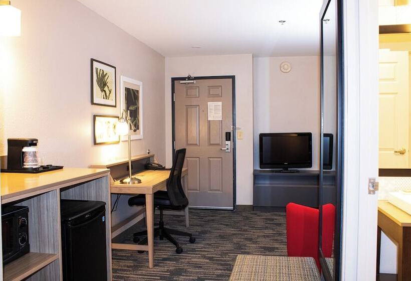 בית מלון כפרי Country Inn & Suites By Radisson, Carlisle, Pa