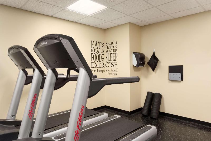 בית מלון כפרי Country Inn & Suites By Radisson, Carlisle, Pa