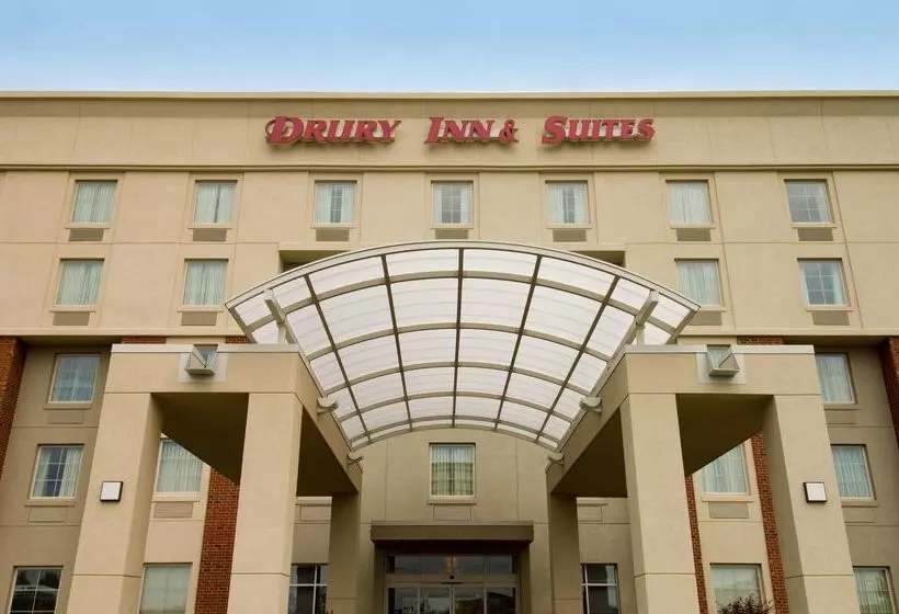 בית מלון כפרי Drury Inn & Suites Middletown Franklin