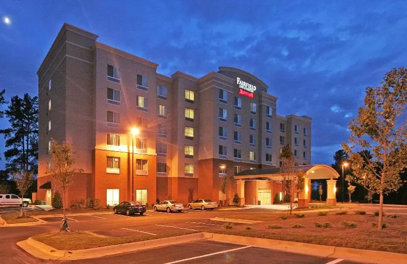 Hotel Fairfield Inn & Suites Raleighdurham Airport/brier Creek