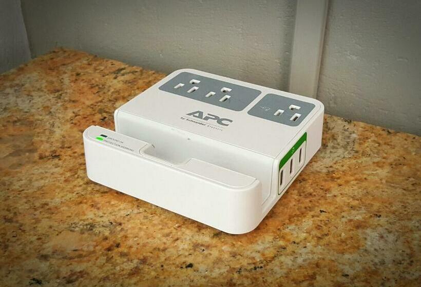 בית מלון כפרי Garden View Inn