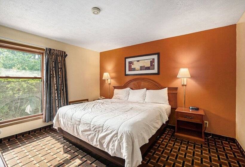 ホテル Great Lakes Inn And Suites