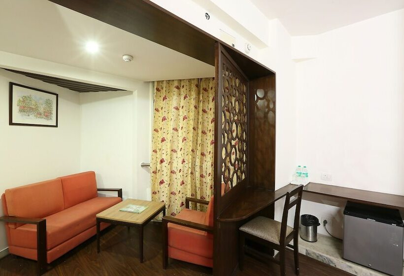 ホテル Green Lotus Airport