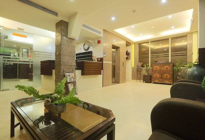 ホテル Green Lotus Airport