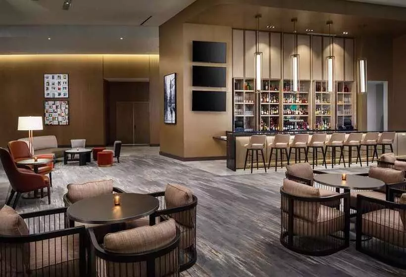 酒店 Hilton Columbus Downtown