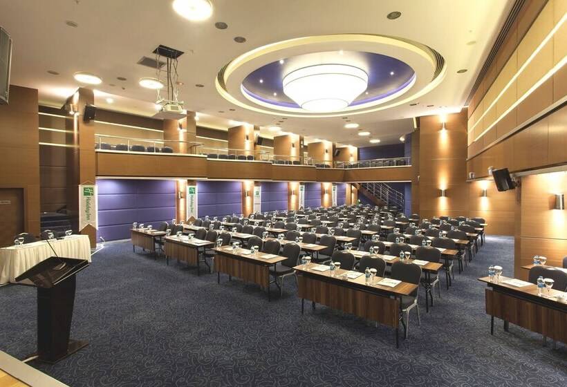 هتل Holiday Inn Ankara Kavaklidere, An Ihg