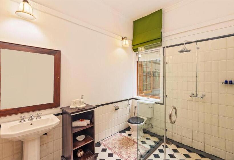 בית מלון כפרי Jetwing Warwick Gardens