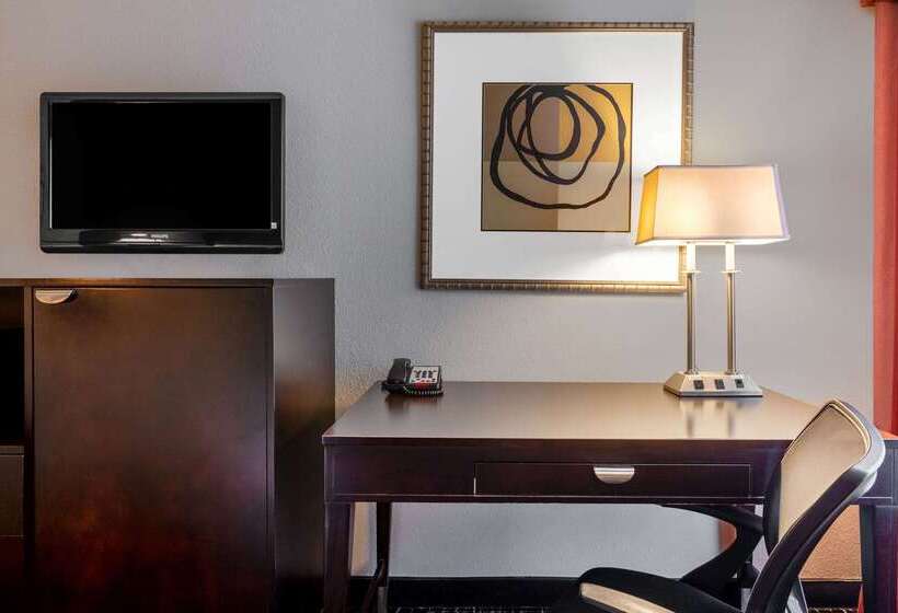 فندق La Quinta By Wyndham Lumberton