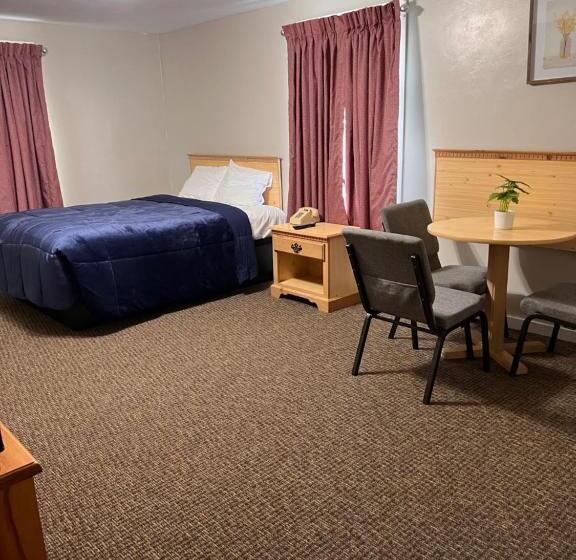 ホテル Oswego Inn