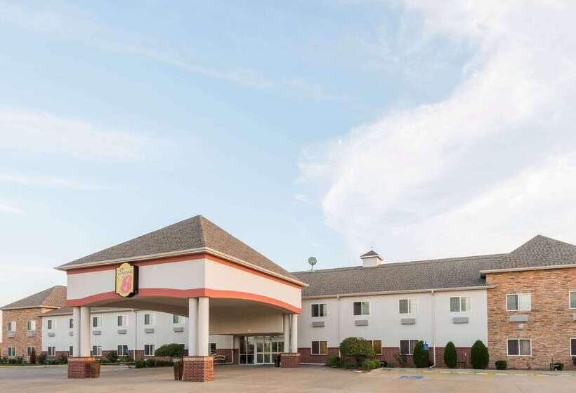 فندق Super 8 By Wyndham Salina