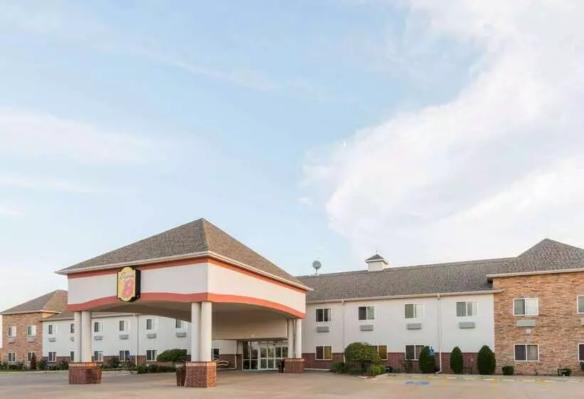 Szálloda Super 8 By Wyndham Salina