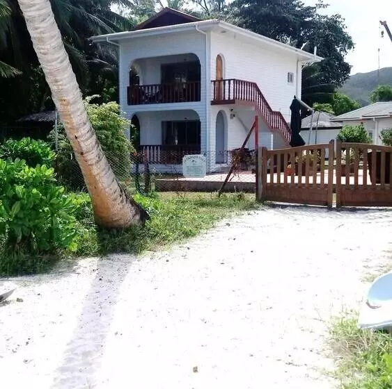 Le Tropique Villa Adults Only