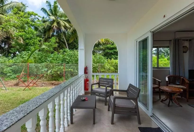 Le Tropique Villa Adults Only